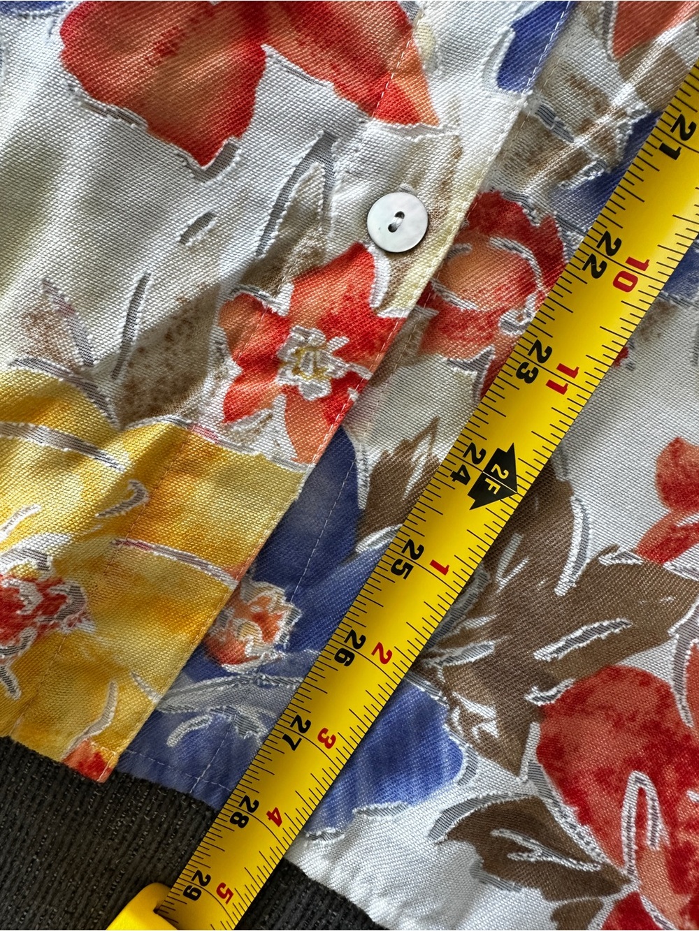 Alfred Dunner Multicolor Floral Button-Front Shirt Size 18 - Picture 11 of 12
